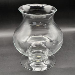 Photo of Two Princess House Glass Vases