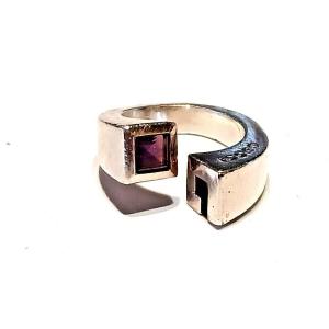 Photo of Womens Gucci Sterling Silver Amethyst G Split Bypass Ring Retails $367