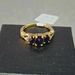 Photo of 10kt Gold Blue Sapphire Ring (Size 5)