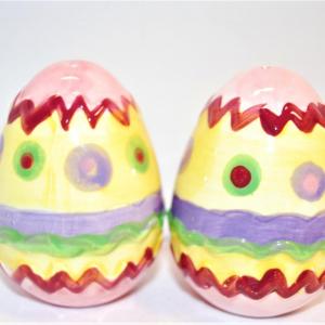 Photo of Very Colorful Easter Egg Set 2 3/4"