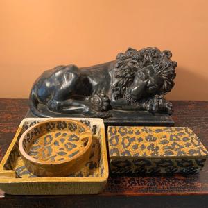 Photo of LOT 104: Vintage Rosenthal Netter Pottery Ashtrays & Trinket Box along with a Ho