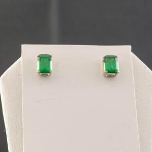Photo of SS earrings with simulated emeralds