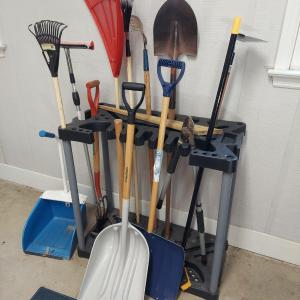 Photo of Shovels, Rakes, Yard Tools and more (G-BBL)