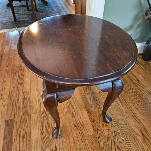 Photo of Oval Cherry End Table (LR-DW)