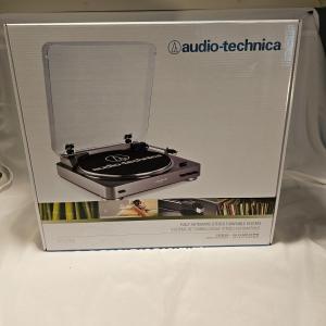 Photo of Audio-Technica Automatic Stereo Turntable System AT-LP60, NIB (LR-JS)