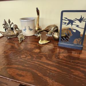 Photo of Duck Duck Waterfowl Lot Rossville Crock Brass Figurines Paperweights