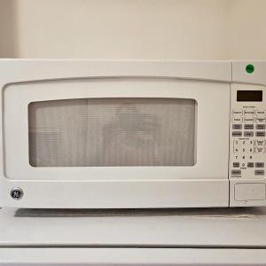 Photo of GE Microwave