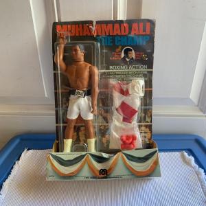 Photo of Lot 512: Vintage 1976 Mego Muhammad Ali The Champ Boxing Action Figure