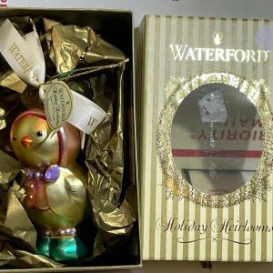 Photo of Waterford Holiday Heirlooms 2001 Spring Chickadee Glass Ornament First Issue in 