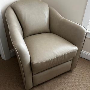 Photo of Leather swivel chair