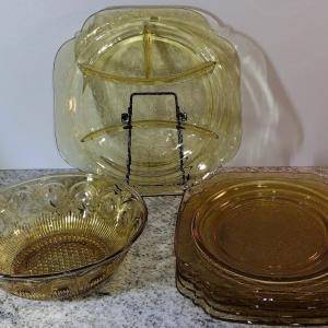 Photo of Yellow Glass serving Set