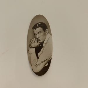 Photo of Gary Cooper unsigned cigarette card