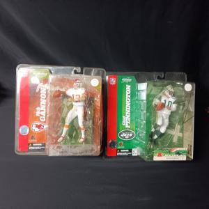 Photo of NEW KC RICH GANNON AND NY JETS CHAD PENNINGTON ACTION FIGURES