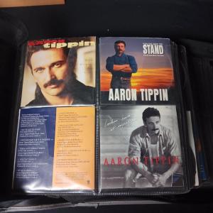 Photo of LARGE 3 RING CASE FULL OF A VARIETY OF MUSIC ON DISC