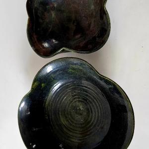 Photo of Japanese 1800s Metallic-looking Bowl Set Raku Glaze in beautiful form
