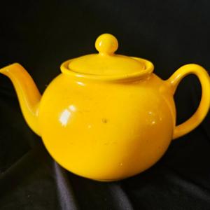 Photo of Yellow Teapot