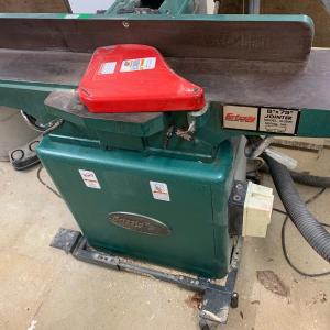 Photo of Grizzly 8” x 75” Jointer