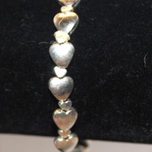 Photo of Expandable Silver Tone Hearts Bracelet 6"