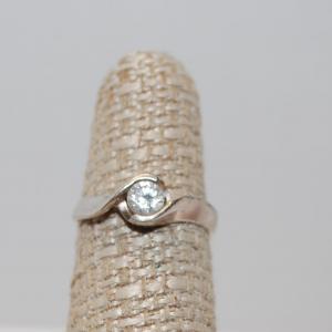 Photo of Size 6¼ Solitaire Clear Stone with "Wrap-a-Round" Silver Tone Band (2.4g)