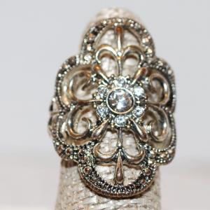 Photo of Size 6 Vintage Oval Silver Tone Ring with Center Stone and 6 Accent Stones Surro