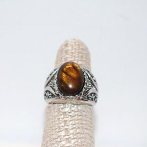 Photo of Size: 6½ Dome Oval Tiger Eye Stone on Groove Designed Silver Tone Band (7.2g)