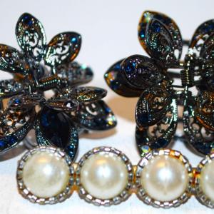 Photo of 3 Barretts Collection -- 2 Flower-Like Snap Style (1½" x 1½") & 4 Pearls Style