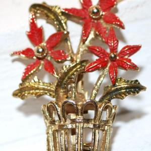 Photo of Vintage Poinsettia Styled Gold Tone & Red Pin 1½" x ½"