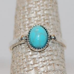 Photo of Size 8 Small Oval Turquoise-Styled Ring with Rope & 2 Spheres Surround (2.1g)