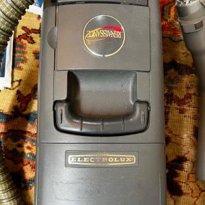 Photo of 1118 Electrolux Renaissance Canister Vacuum