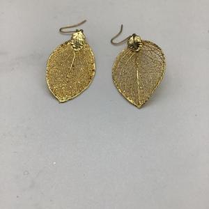 Photo of Dangle leaf earrings