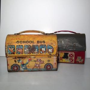 Photo of LOT 333L: Vintage Lunch Boxes - Walt Disney School Bus & Barn w/ Animals
