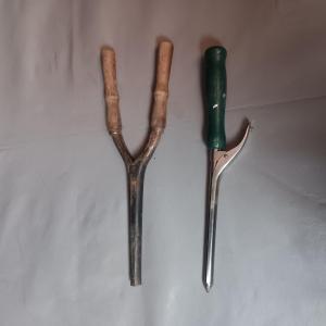 Photo of 2 ANTIQUE WOOD HANDLED CURLING IRONS