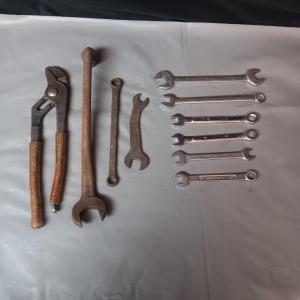 Photo of AN ASSORTMENT OF WRENCHES