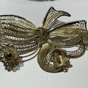 Photo of Vintage/Antique Estate Filigree .800/.900 Silver Flower Pin/Brooch in VG Preowne