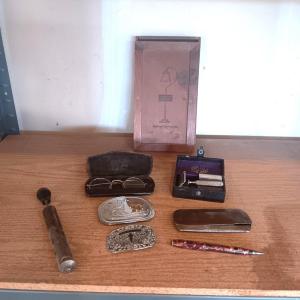 Photo of VINTAGE AND ANTIQUE COLLECTIBLES