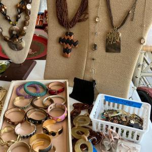 Photo of GARAGE SALE – Great Buys