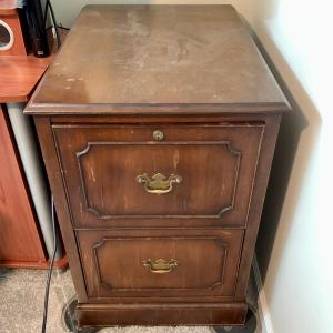 Photo of LOT 5 B: Wooden Two Drawer Filing Cabinet