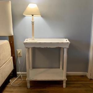 Photo of LOT 104 Z: White Wooden Shabby Chic Two Tiered Tray Side/Coffee Table w/ Table L
