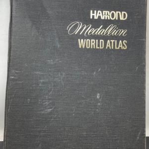 Photo of Hamond Medallion World Atlas