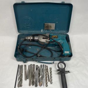 Photo of Makita 3/4" 2 Speed Reversible Hammer Drill Kit