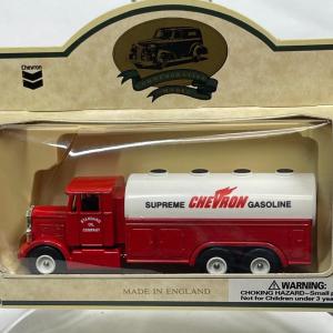 Photo of Chevron 1937 SIX WHEEL REFINED OIL TRUCK Die Cast Metal Replica Made in England 
