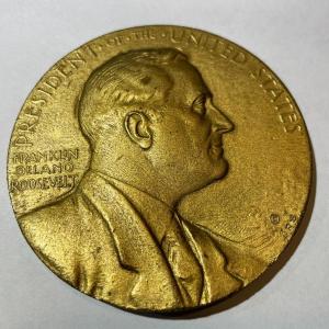 Photo of Scarce US President Franklin Delano Roosevelt Memorial Bronze Medal 1945 Repaint