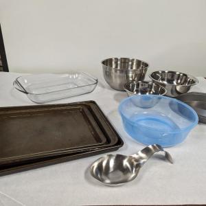 Photo of Kitchen Accessories 4 Qt Baking Dish Mixing Bowls