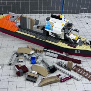 Photo of LEGO Ship, Built no Box USS Missouri? 