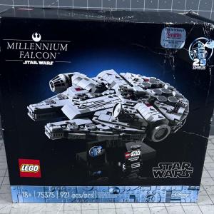 Photo of LEGO Star Wars Millennium Falcon Unbuilt