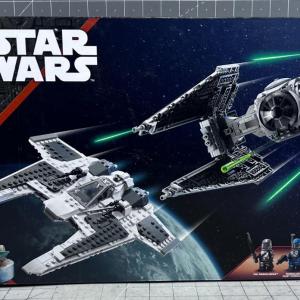 Photo of LEGO Star Wars #75348 Mandalorian Fang fighter  Unbuilt