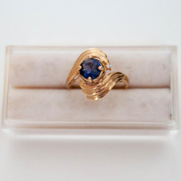 Photo of 14kt iolite ring