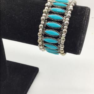 Photo of One size turquoise fashion bracelet