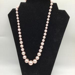 Photo of Light pink pearl like Necklace