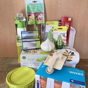 Photo of LOT 104: Kitchen Gadgets, Pyrex and More